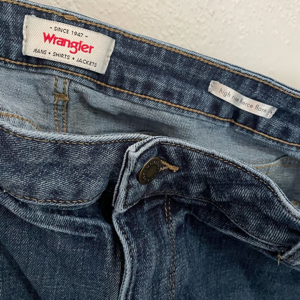 Wrangler Women’s High Rise Fierce Flare Jeans